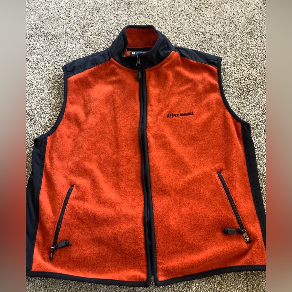 American Eagle Outfitters Mens Vest XL Performance Fleece Orange/Black Full Zip